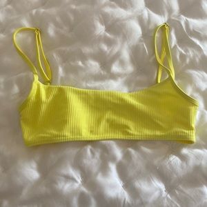 Frankie’s Bikinis bikini top in yellow. size small